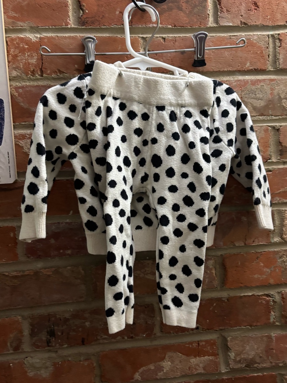 Hanna Andersson Cream Cardigan and Pants Set with Black Polka Dots 6-12 months - Picture 3 of 3